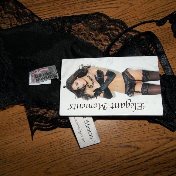 Garter Belt size OS - Picture 3 of 5